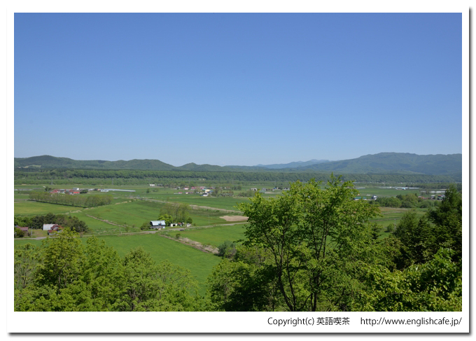 観農台、観農台からの眺望風景（北海道日高郡新ひだか町）