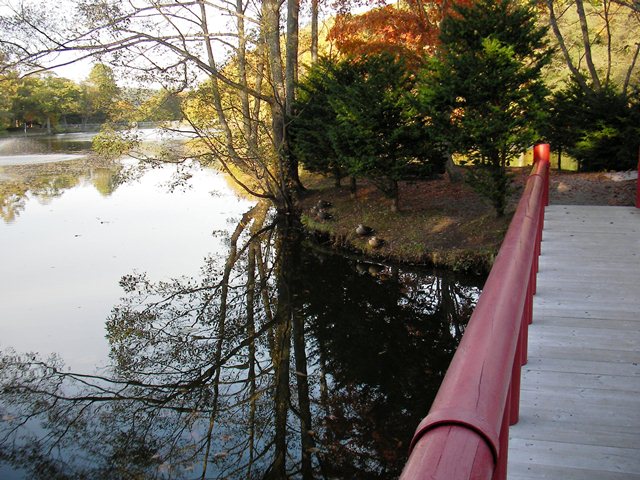 八郎沼の橋とかも（北海道北斗市）