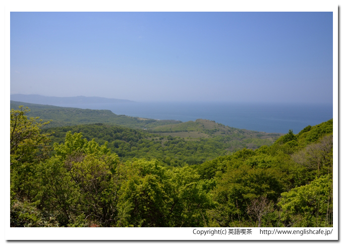 磯谷高原、頂上手前の景色から（北海道寿都郡寿都町）