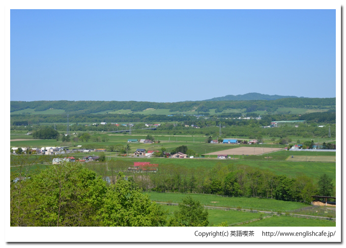観農台、観農台からの方向を変えた眺望風景（北海道日高郡新ひだか町）