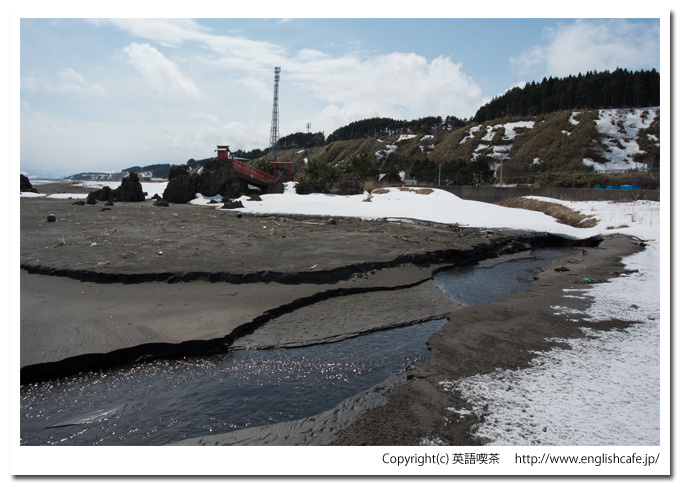 黒岩奇岩へ（北海道八雲町）