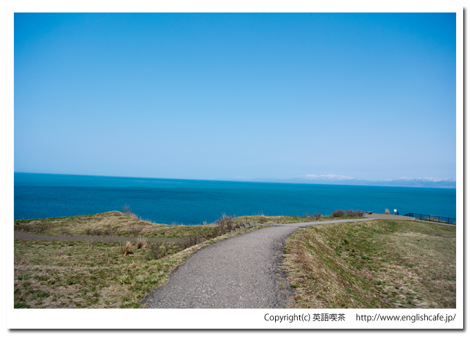 窓岩へ。（北海道檜山郡上ノ国町）