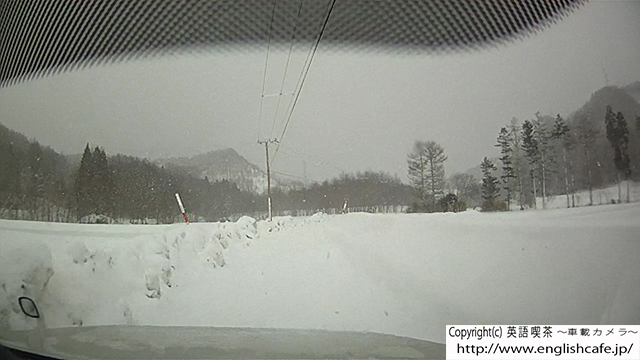 雪景色の濁川ダムへ（北海道森町）
