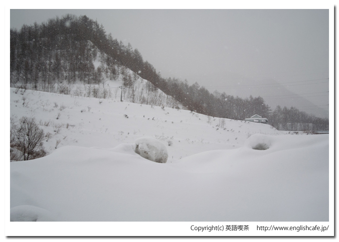雪景色の濁川ダム正面（北海道森町）