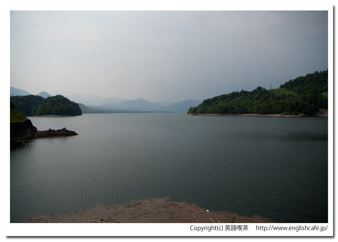 糠平ダム、ダム湖（北海道上士幌町）