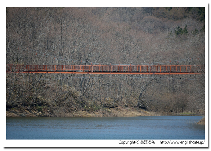 逆川ダム、逆川ダムの赤いつり橋（北海道檜山郡江差町）