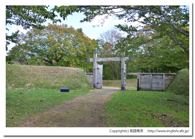 仙台藩陣屋跡、外曲輪の門（北海道白老郡白老町）