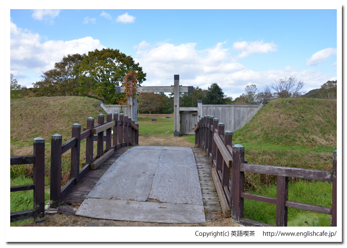 仙台藩陣屋跡、内外曲輪の門（北海道白老郡白老町）