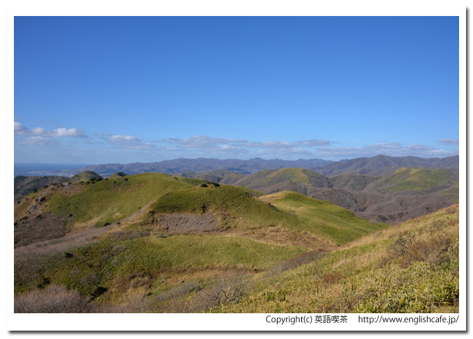 白神岳、白神岳の頂上付近から見る山々の景色（北海道松前郡松前町）