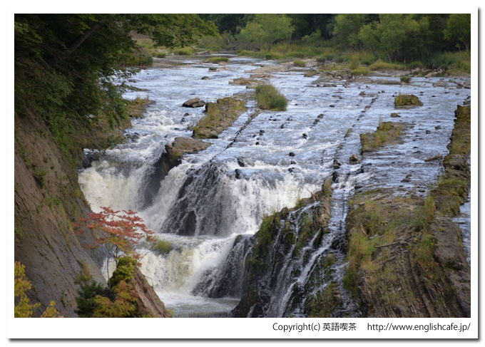 千鳥ヶ滝（滝の上公園）、千鳥橋から眺める千鳥ヶ滝の一部（北海道夕張市）