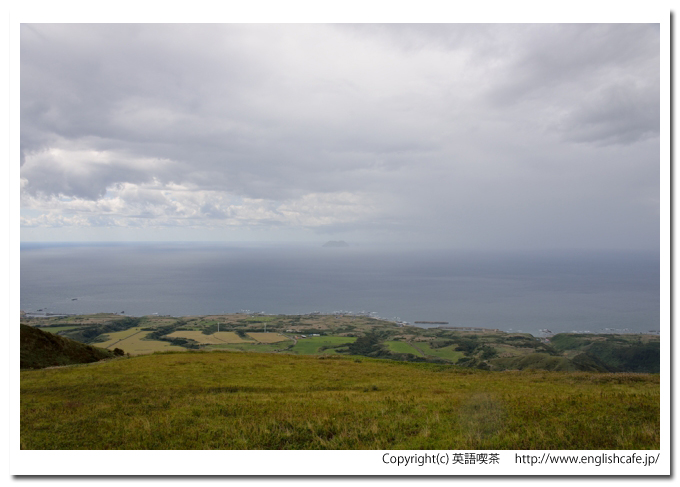 松前町営牧場上の展望台、展望台から眺める町の様子（北海道松前郡松前町）