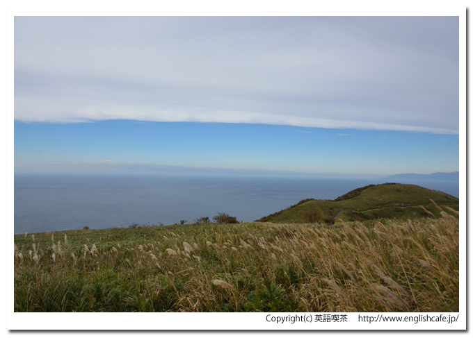 歌島高原、歌島高原と海の景色（北海道島牧村）