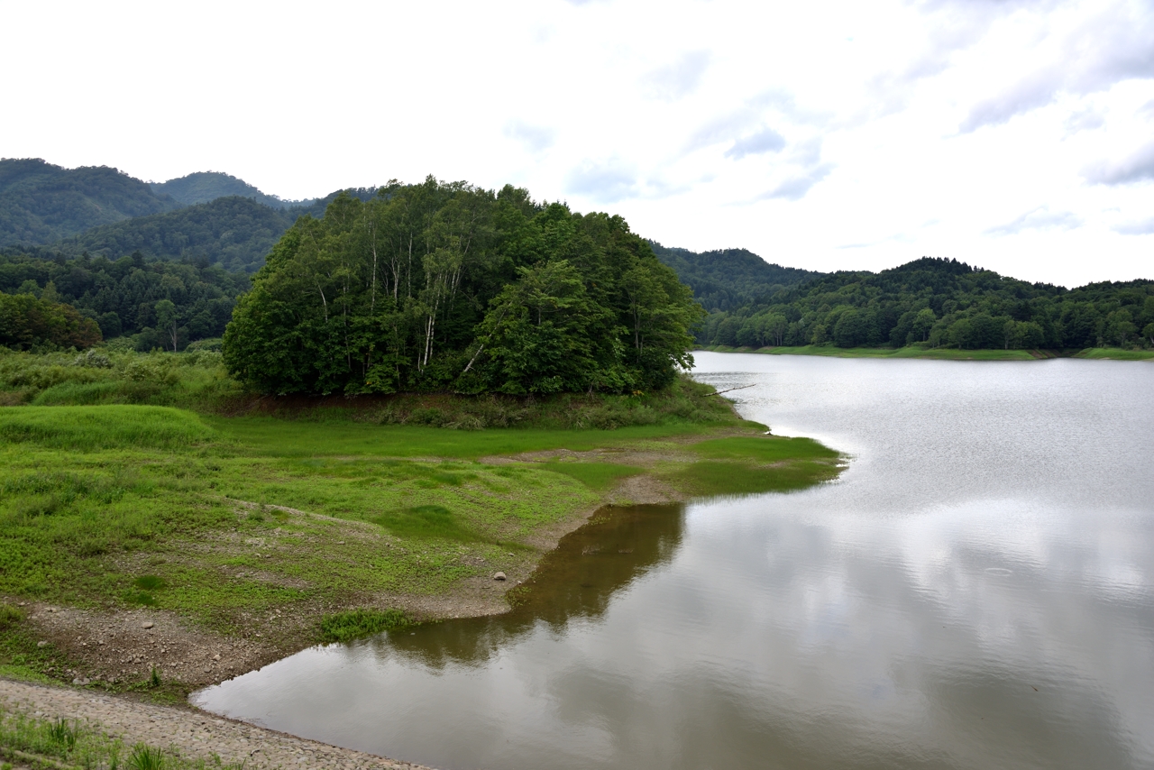 青山ダム