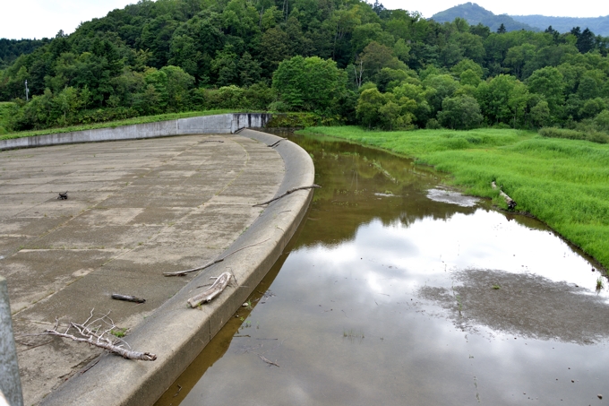 青山ダム