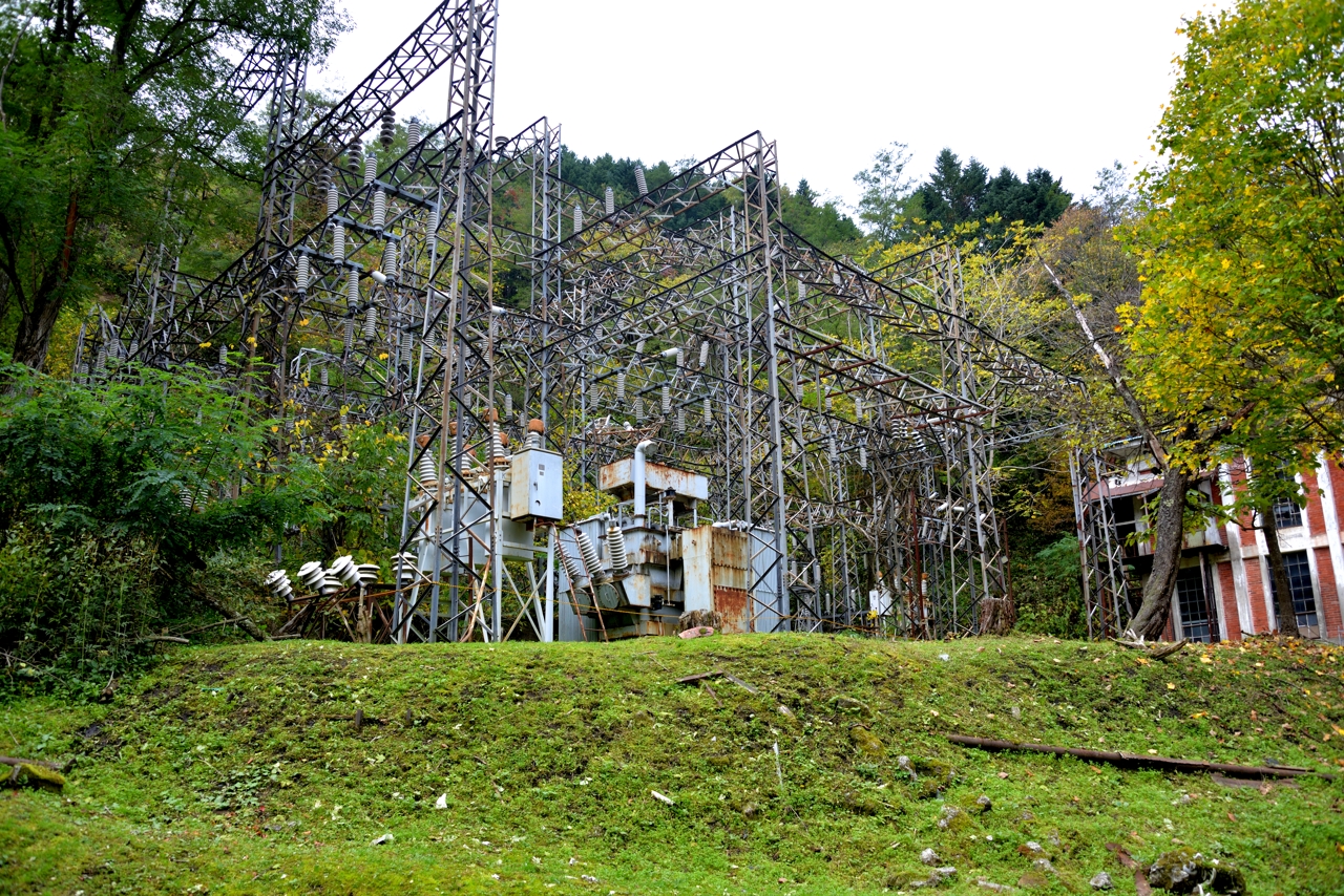 旧幌内炭鉱変電所（北海道三笠市）